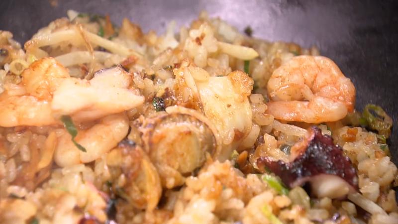 海鮮ガーリックライス(1848円)