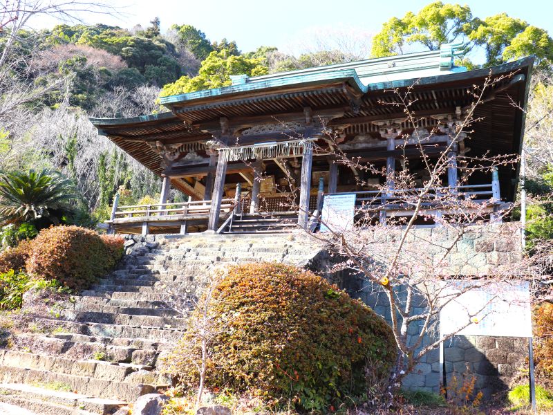 霊山寺の本堂