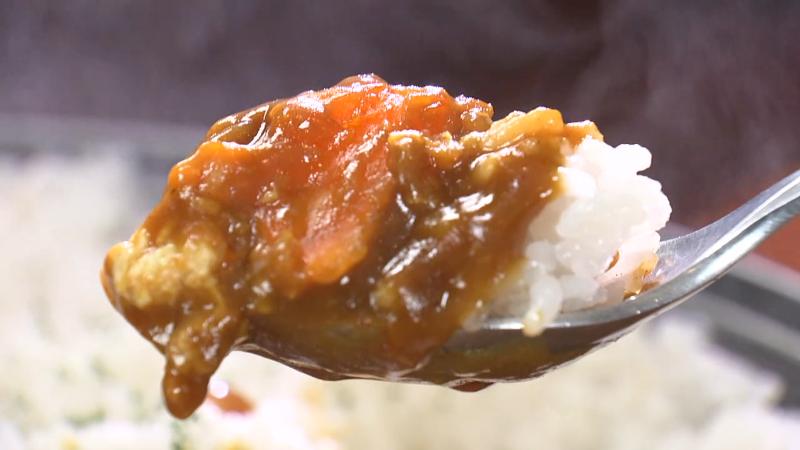 鉄板カツカレー(990円)