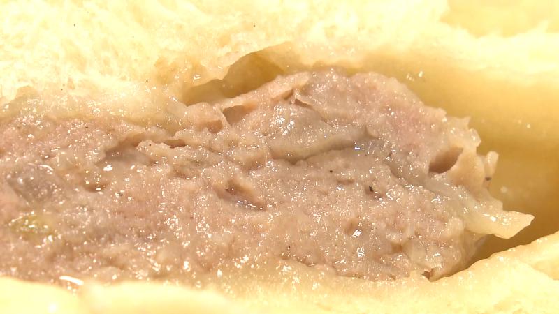 豚まんの断面