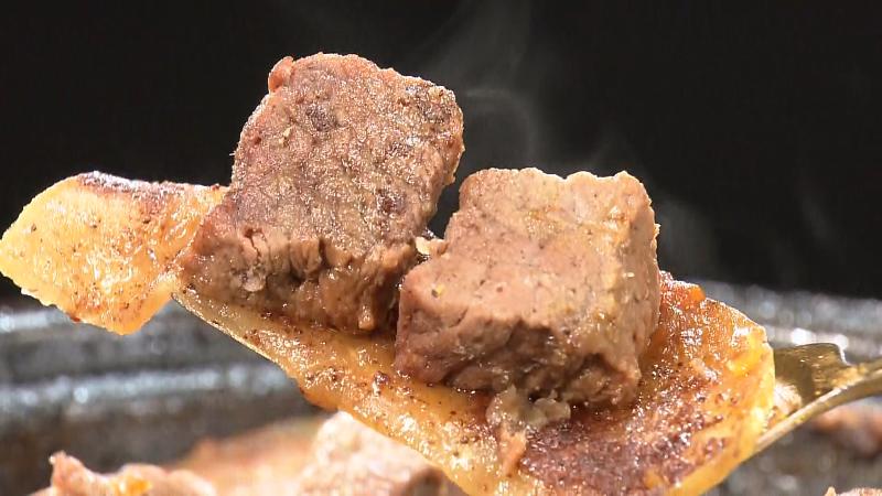 りんごとビーフのタジン