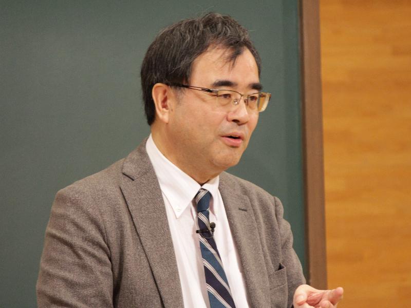 テレビ寺子屋で講義を行う東京おもちゃ美術館 元館長の多田千尋さん