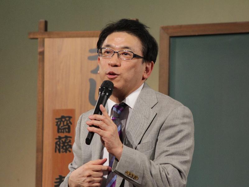 明治大学文学部 教授・齋藤孝さん