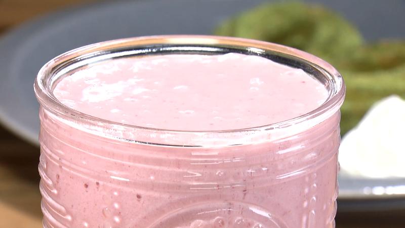 スムージー ストロベリーバナナ(750円)