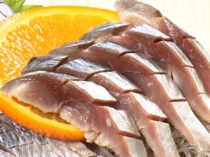 切ったオレンジ風味しめさば