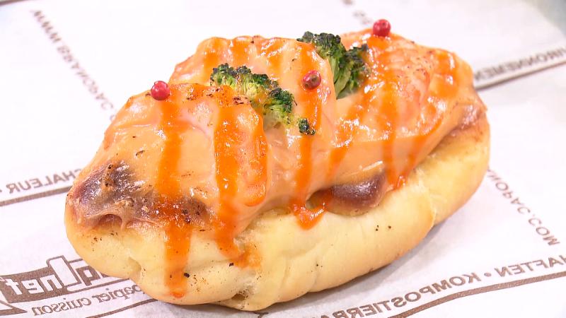 グルメ塩パンシリーズ「エビのビスク」