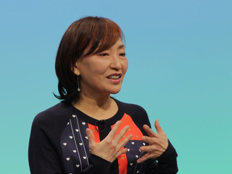 テレビ寺子屋で講演するおおたわ史絵さん