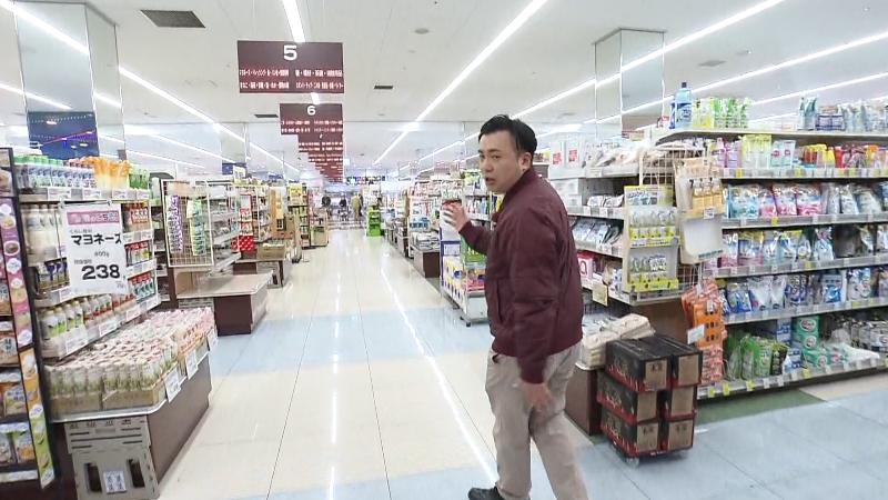 田子重の店内を歩くにむらリポーター