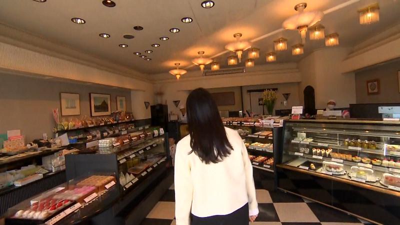 店内には様々な和洋菓子