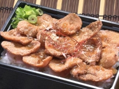 なっと肉の弁当