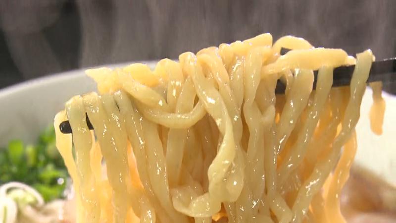 手打ちラーメン・醤油(950円)