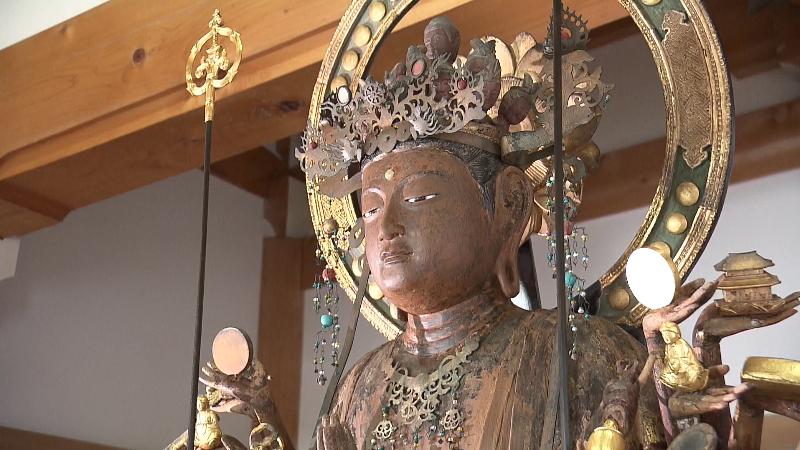 千手観音立像