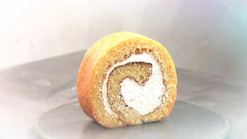 全粒粉のロールケーキ