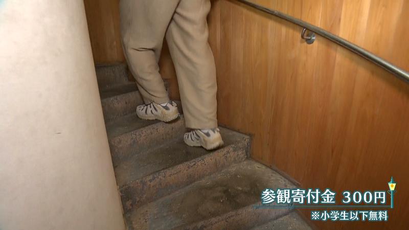 灯台の中のらせん階段