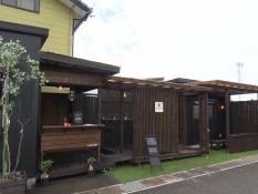 UMINEKO CAFEの外観