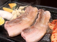 サムギョプサルセットの豚肉