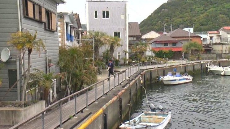 下田港沿いの風景
