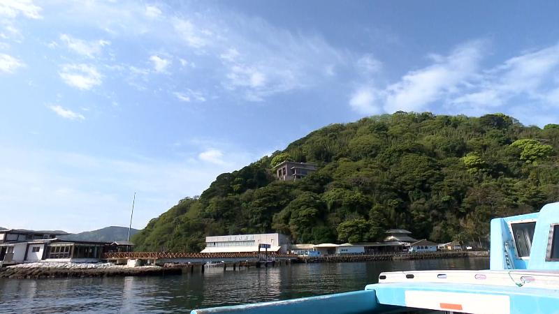 船から見た淡島
