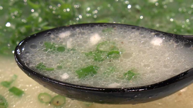 牛骨出汁ラーメン(1280円)