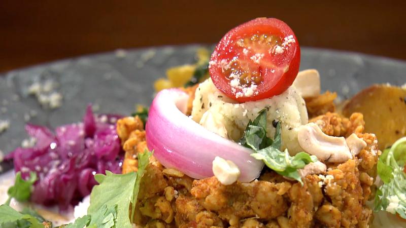 冷たいじゃがいものスープカレー ホットなドライキーマ(2000円)※2026年7月末まで