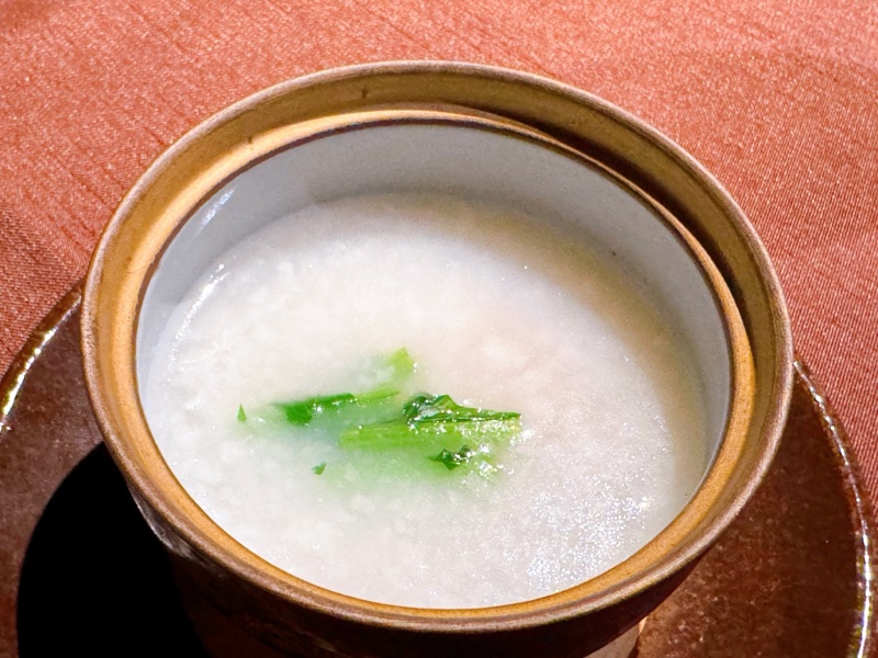 朝食のおかゆ