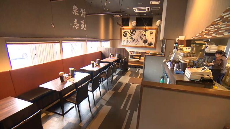 ラーメン矢吹の店内