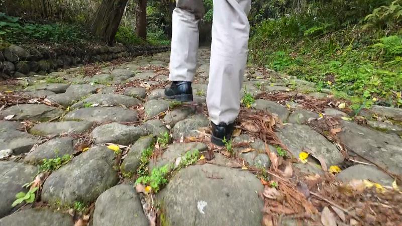 石畳の道