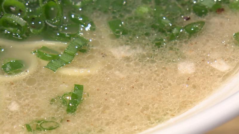 牛骨出汁ラーメン(1280円)