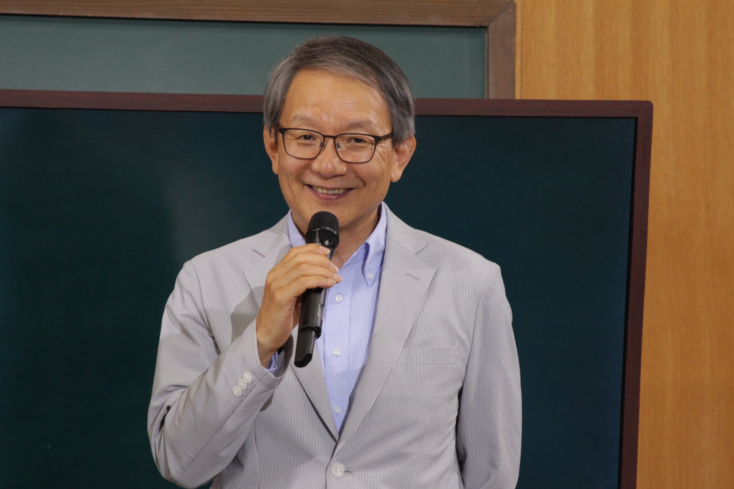 バトンタッチする会・鈴木中人 代表
