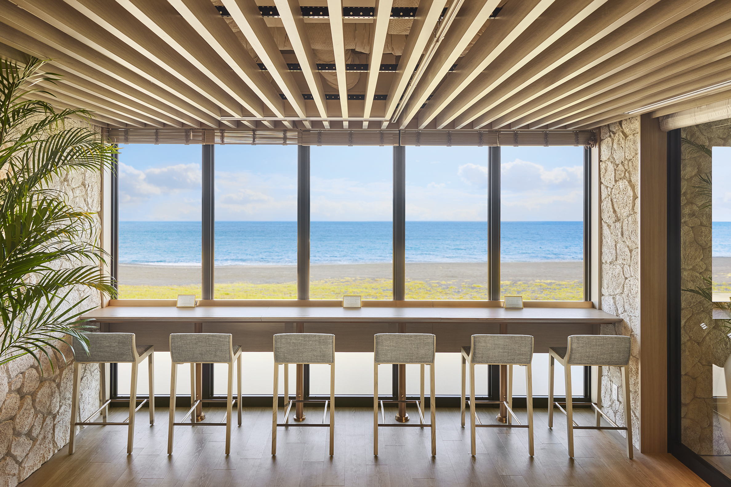 THE SURF SEASIDE TERRACE CAFÉ