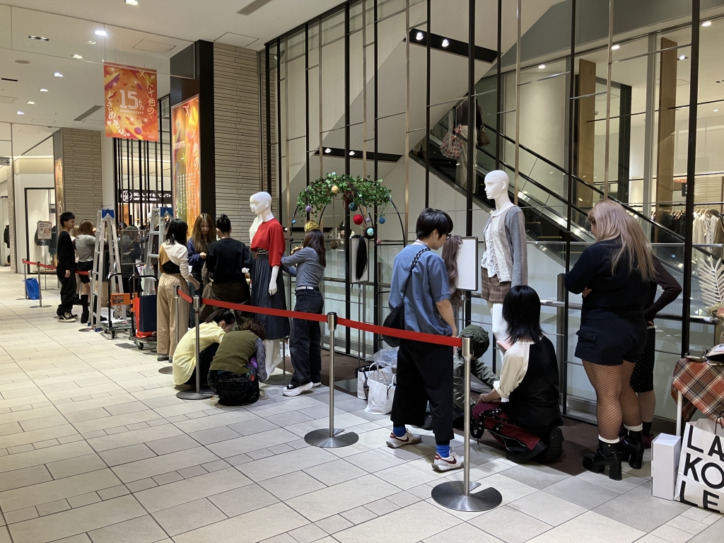ディスプレイの施工も学生自身が実施