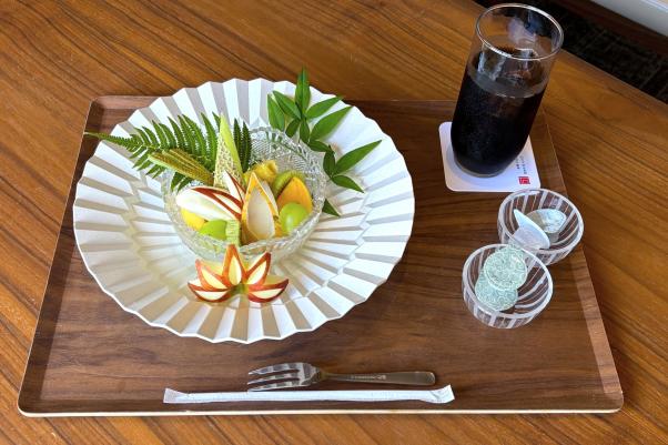 対局2日目のおやつとして提供された「フルーツ盛り合わせ」